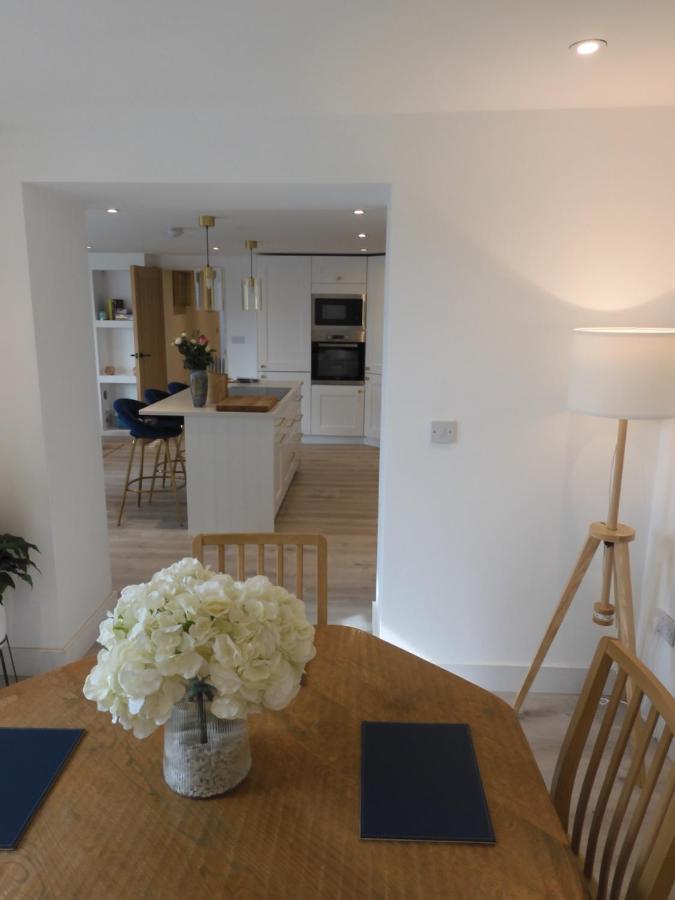 Fabulous Ground Floor Apt Adjacent To Beach Rhosneigr Eksteriør bilde